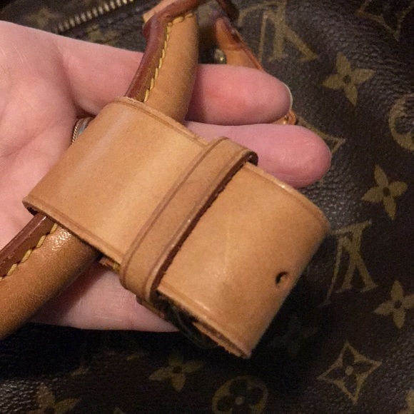 3X⭐️Host Pick⭐️ Louis Vuitton - Picture 16 of 16